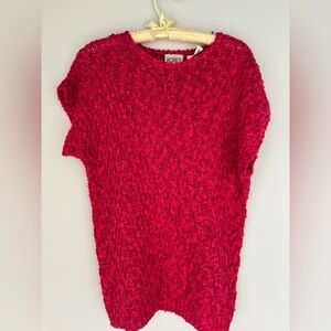 Cute short sleeve sweater!